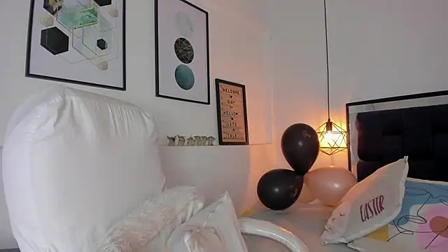 Snapshot of amysc chatting on October 2025 01:34:01 PM amysc online show from October 2025 01:34:01 PM