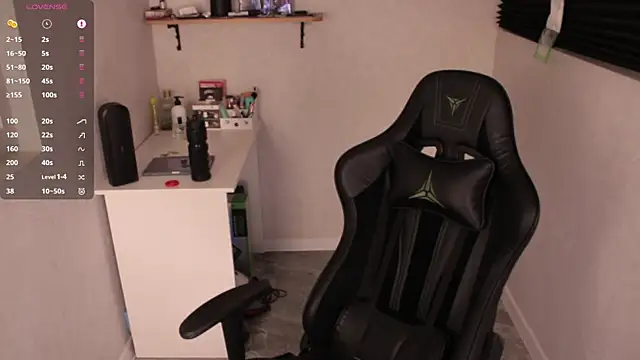 carthylovvve online show from December 2024 09:52:01 PM