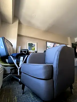 fatfabulous1981 online show from October 2025 06:19:02 PM