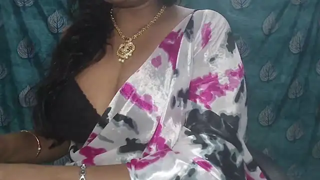 Sophia your online show from November 2025 05:19:01 AM