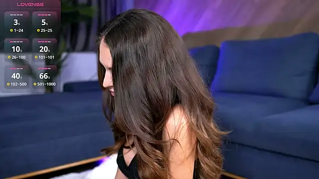 Snapshot of EsmeAinsley chatting on December 2025 02:51:02 AM EsmeAinsley online show from December 2025 02:51:02 AM