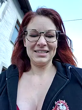 die-EinHORNY-WG online show from September 2025 06:02:02 AM