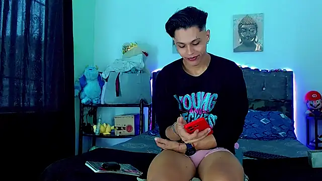 Liamscott  online show from March 2026 07:09:01 PM