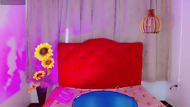 Jessica smith 1 online show from November 2025 11:10:01 AM