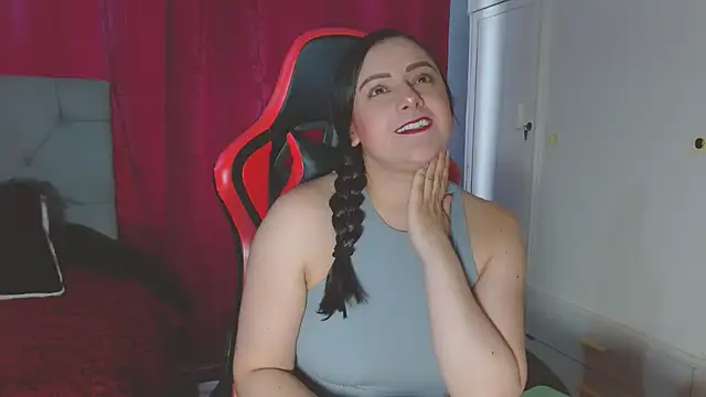 Noamartin  online show from November 2025 09:19:01 PM