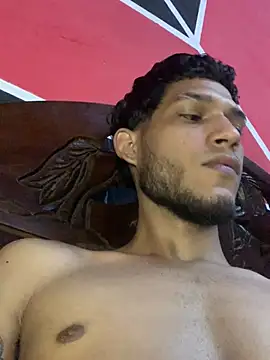 Snapshot of tanned_boy chatting on June 2026 06:20:02 PM tanned boy online show from June 2026 06:20:02 PM