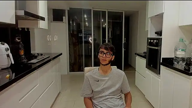 Snapshot of alejdrip chatting on September 2025 09:13:01 AM alejdrip online show from September 2025 09:13:01 AM