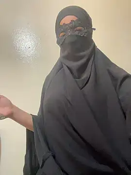 Snapshot of Hijabi_HotGirls chatting on February 2025 02:11:02 PM Hijabi HotGirls online show from February 2025 02:11:02 PM