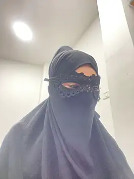 Snapshot of Hijabi_HotGirls chatting on March 2025 11:53:01 PM Hijabi HotGirls online show from March 2025 11:53:01 PM