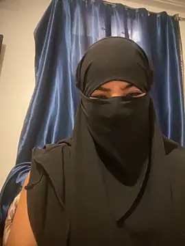 Snapshot of Hijabi_HotGirls chatting on October 2025 01:11:01 PM Hijabi HotGirls online show from October 2025 01:11:01 PM