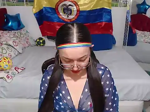 Snapshot of Angela_18honey chatting on July 2026 03:58:02 AM Angela 18honey online show from July 2026 03:58:02 AM