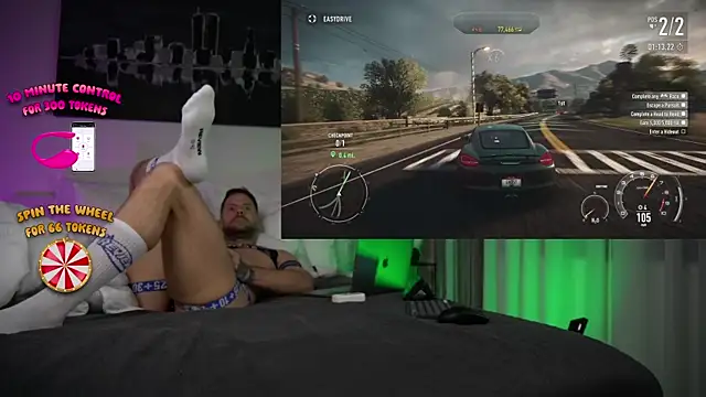 Snapshot of kennethwade chatting on December 2024 09:00:01 PM kennethwade online show from December 2024 09:00:01 PM