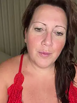 Snapshot of xsexycurvymilf chatting on December 2024 01:45:01 PM xsexycurvymilf online show from December 2024 01:45:01 PM