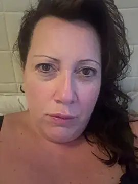 Snapshot of xsexycurvymilf chatting on December 2024 08:13:01 AM xsexycurvymilf online show from December 2024 08:13:01 AM