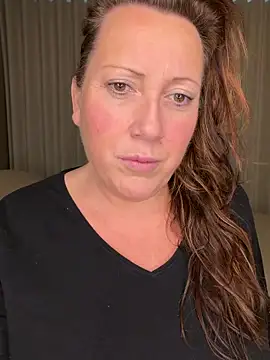 xsexycurvymilf online show from February 2026 03:17:02 PM