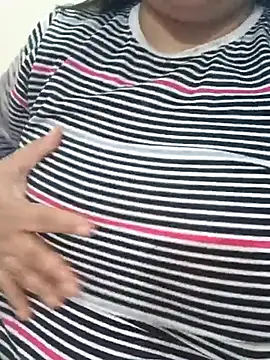  Redwine  online show from February 2025 05:59:01 PM