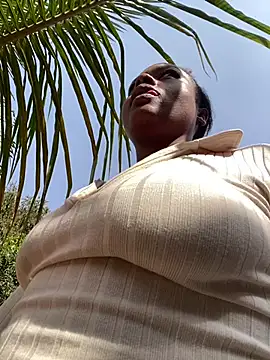 Snapshot of Dellah26 chatting on February 2025 12:17:02 PM Dellah26 online show from February 2025 12:17:02 PM