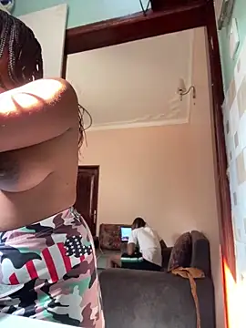 Snapshot of Dellah26 chatting on March 2025 06:37:01 AM Dellah26 online show from March 2025 06:37:01 AM