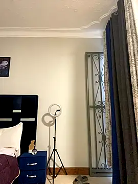 Snapshot of Dellah26 chatting on October 2025 08:09:01 AM Dellah26 online show from October 2025 08:09:01 AM