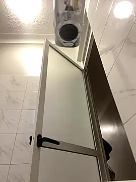 Snapshot of Dellah26 chatting on October 2025 04:24:02 AM Dellah26 online show from October 2025 04:24:02 AM