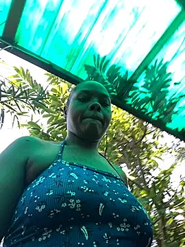 Snapshot of Dellah26 chatting on November 2025 09:09:01 AM Dellah26 online show from November 2025 09:09:01 AM