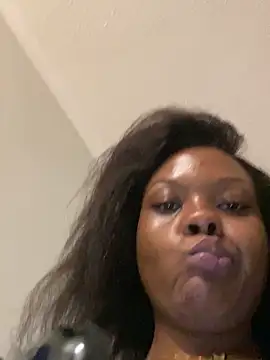 Snapshot of Dellah26 chatting on February 2026 05:28:02 AM Dellah26 online show from February 2026 05:28:02 AM