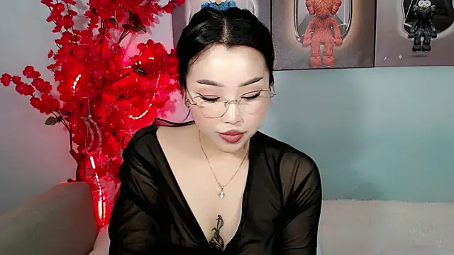 Snapshot of ichiben chatting on April 2026 04:15:01 AM ichiben online show from April 2026 04:15:01 AM