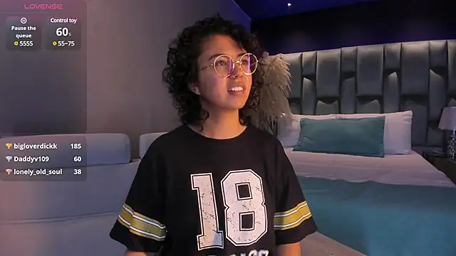 Snapshot of Amareto_ chatting on February 2025 03:17:02 PM Amareto online show from February 2025 03:17:02 PM