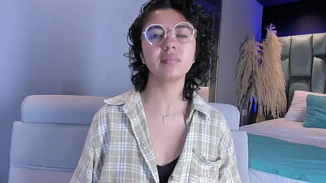 Snapshot of Amareto_ chatting on February 2025 02:15:01 PM Amareto online show from February 2025 02:15:01 PM