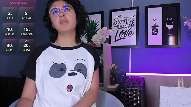 Snapshot of Amareto_ chatting on March 2025 05:45:01 PM Amareto online show from March 2025 05:45:01 PM