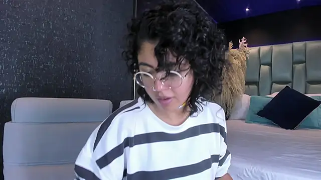 Snapshot of Amareto_ chatting on March 2025 03:29:01 PM Amareto online show from March 2025 03:29:01 PM