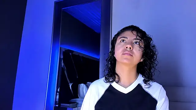 Snapshot of Amareto_ chatting on September 2025 01:13:01 PM Amareto online show from September 2025 01:13:01 PM