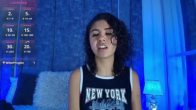 Snapshot of Amareto_ chatting on November 2025 12:11:01 PM Amareto online show from November 2025 12:11:01 PM