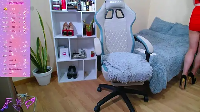 Snapshot of Sweetaine111 chatting on February 2025 05:14:01 PM Sweetaine111 online show from February 2025 05:14:01 PM