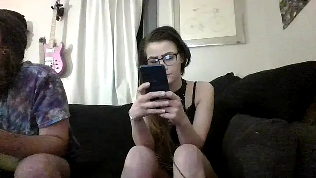 Snapshot of linsnextdoor26 chatting on November 2025 06:51:02 AM linsnextdoor26 online show from November 2025 06:51:02 AM