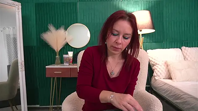 HaileyMoonn online show from November 2025 03:53:02 AM