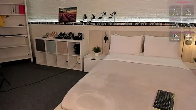 Snapshot of BelovedRuby chatting on November 2025 03:28:02 AM BelovedRuby online show from November 2025 03:28:02 AM