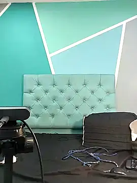 Snapshot of AlondraFerri1 chatting on December 2024 07:18:02 PM AlondraFerri1 online show from December 2024 07:18:02 PM