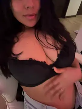 PetitLumiere online show from January 2025 05:37:02 AM