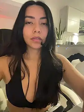 PetitLumiere online show from March 2026 04:34:02 AM