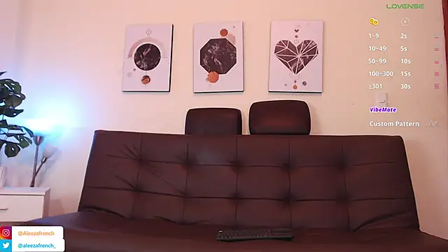 AleezaFrench online show from December 2024 01:49:02 PM