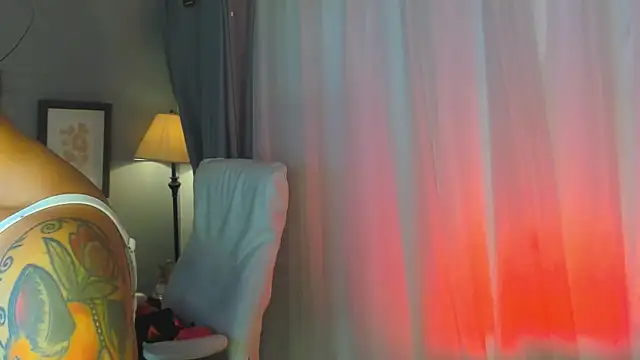 kira moon   online show from February 2026 08:13:01 PM