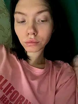 Snapshot of Lisaaa_Alisa chatting on November 2025 04:01:02 AM Lisaaa Alisa online show from November 2025 04:01:02 AM