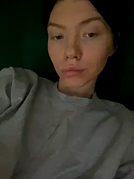 Snapshot of Lisaaa_Alisa chatting on November 2025 02:44:02 AM Lisaaa Alisa online show from November 2025 02:44:02 AM