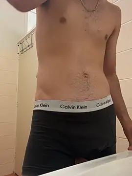 h0rnyguy001 online show from April 2026 03:15:01 AM