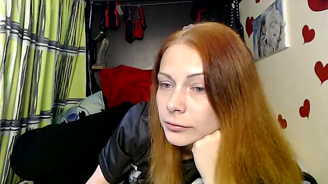 Snapshot of HarleyQuinn_69 chatting on September 2025 07:47:01 PM HarleyQuinn 69 online show from September 2025 07:47:01 PM