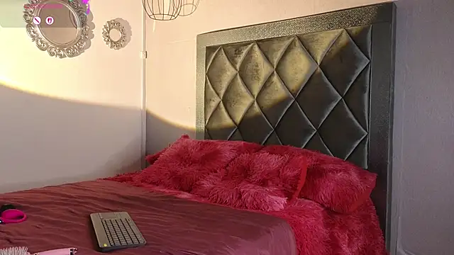 ashley brend online show from April 2026 08:57:01 PM