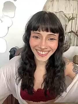 Snapshot of LiliJones_ chatting on October 2025 05:23:02 PM LiliJones online show from October 2025 05:23:02 PM