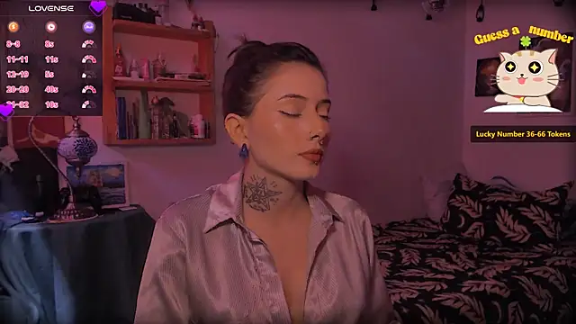 LiliJones  online show from March 2026 04:46:02 PM