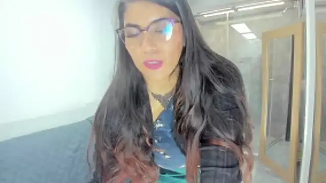 Luna Dumont online show from February 2026 11:06:02 AM